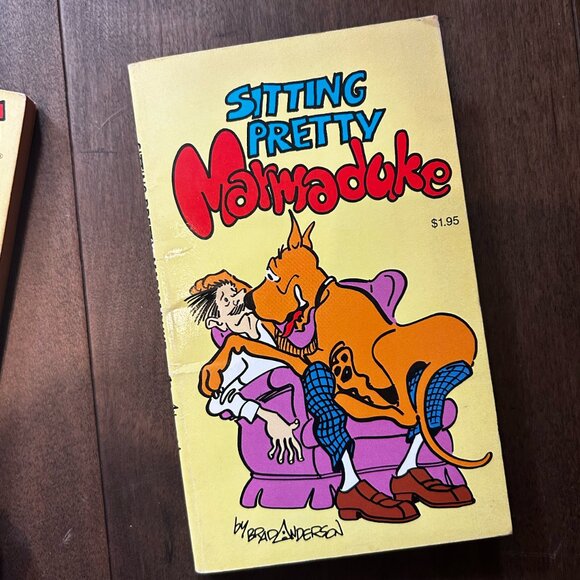 Marmaduke Sitting Pretty First Printing Soft Cover Comic - Picture 3 of 7